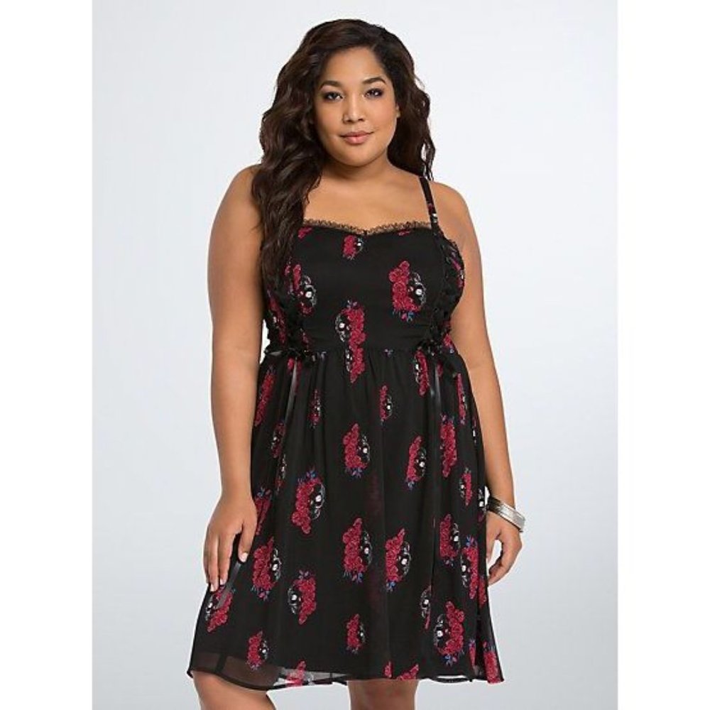 TORRID Skulls Roses Corset Dress PUNK GOTH Y2K EUC RARE